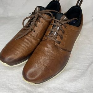 Johnston & Murphy XC4 mens Size 12 brown  leather 25-2953
